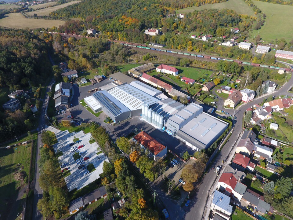 HET - letecké záběry výrobního areálu v Ohníči