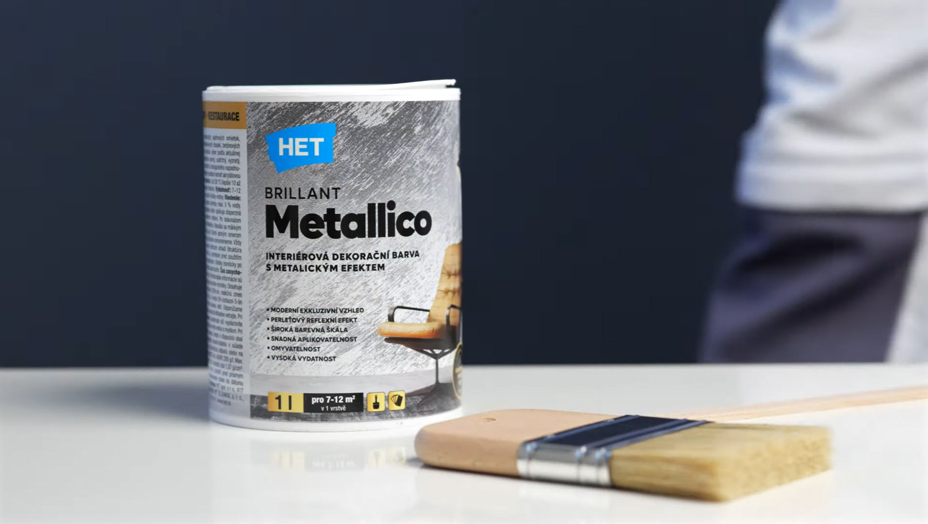 Brillant Metallico - aplikace dekorační interiérové barvy s metalickým efektem